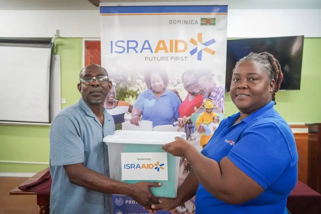 Image 1 accompanying “Disaster Preparedness Toolkit Launched in 21 Dominica Primary Schools”