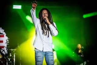 Image 1 accompanying “More Than 20,000 Celebrate Reggae Therapy Festival in Martinique”